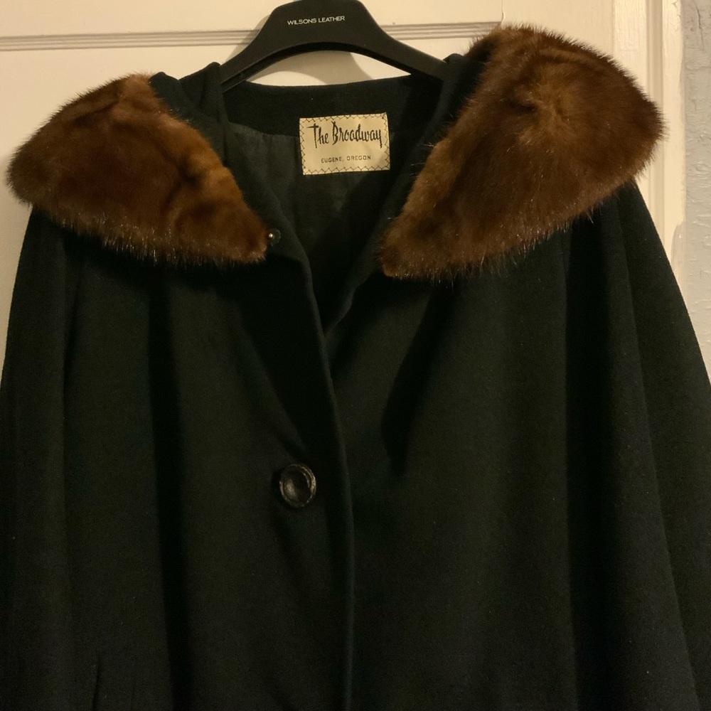 1950’s/1960’s Vintage Circa Black & Brown Mink Collar Women’s Coat APPX LG